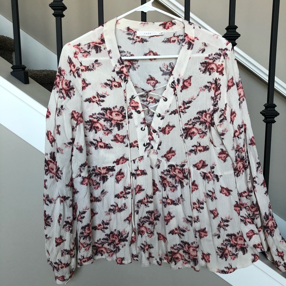 Lush flowy top.